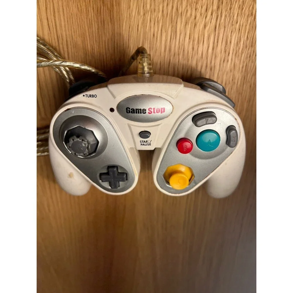 GameStop G3 Wired Turbo Controller - Nintendo GameCube (White)
